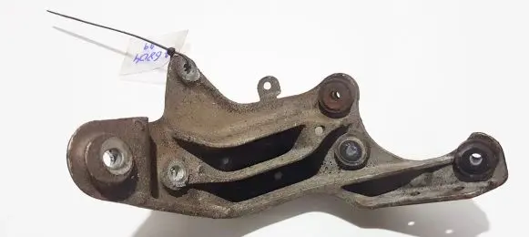 Chrysler Voyager Engine mounting bracket az91d az-91d