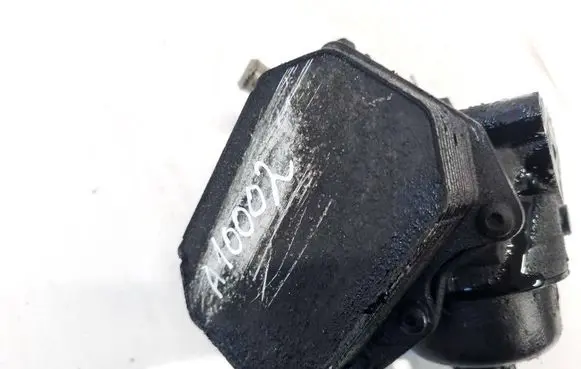 Engine oil radiator