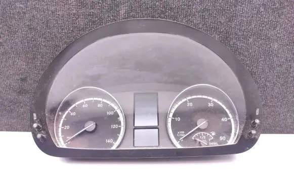 Mercedes-Benz Vito Viano W639 Speedometer (instrument cluster) A6399005700 2189613