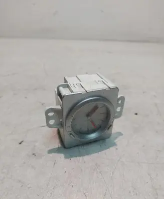 Mitsubishi Outlander Clock MR979796 2990