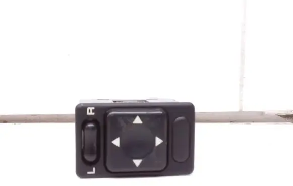 Subaru Forester SF Wing mirror switch