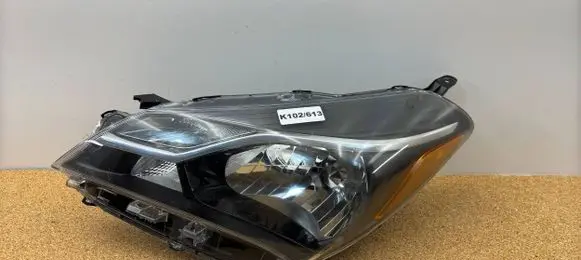 Toyota Yaris Headlight/headlamp 0D150
