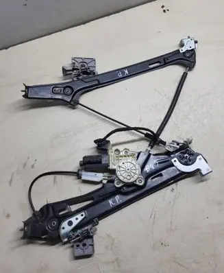 Mercedes-Benz CLS C219 Front door window regulator with motor 0130821433