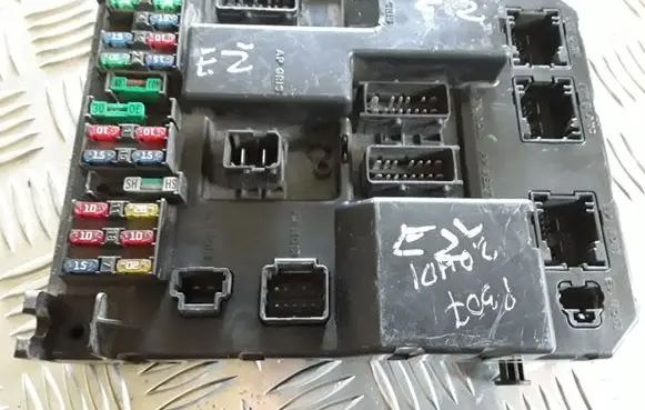 Peugeot 307 Comfort/convenience module 9651197080A BSIK0200