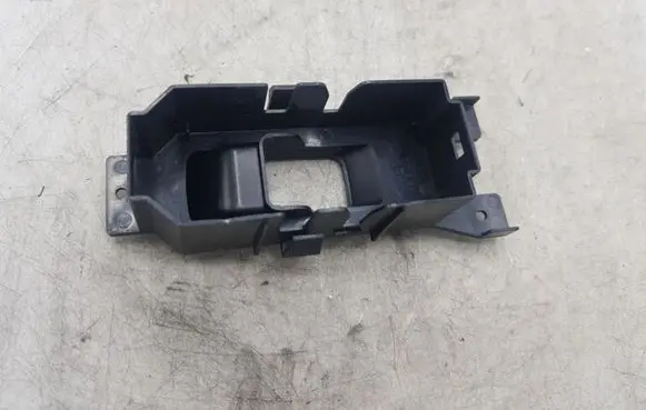 Toyota Corolla Verso AR10 Rear door window switch trim NOCODE