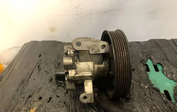 BMW 3 E46 Power steering pump 1095749 7691974518 91208