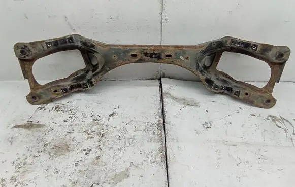Volkswagen Touareg I Rear subframe 7L0512369B