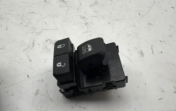Jeep Grand Cherokee WL Electric window control switch 68417721AC