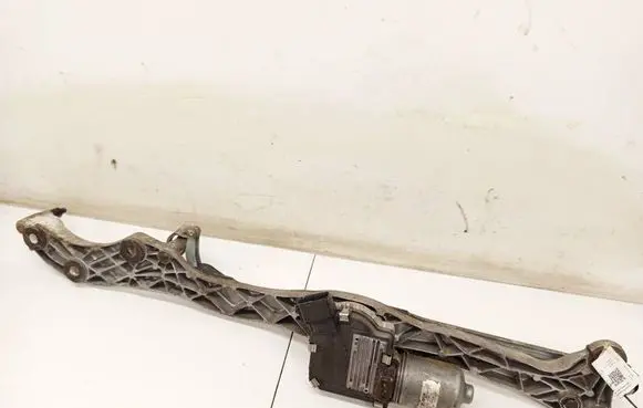 BMW 7 E65 E66 Front wiper linkage and motor 3398009832