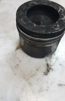 Audi A6 S6 C7 4G Piston 8372T 7R2