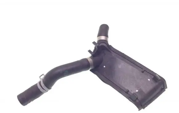Volvo XC90 Engine coolant pipe/hose