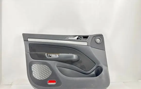 Skoda Octavia Mk2 (1Z) Front door card panel trim 1Z1867005
