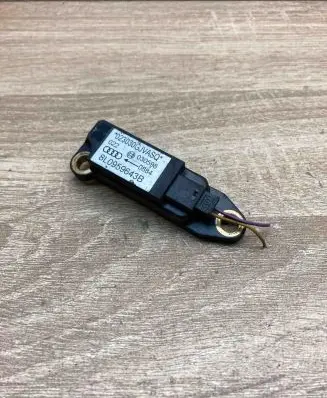 Audi A3 S3 8L Airbag deployment crash/impact sensor 8L0959643B