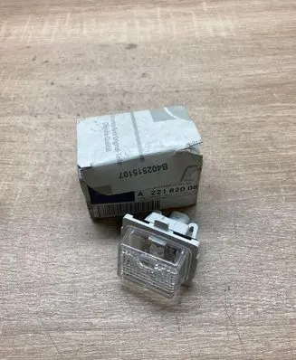 Mercedes-Benz C W204 Number plate light A2218200856