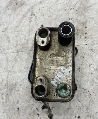 Engine oil radiator