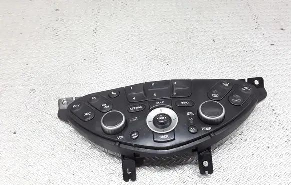 Nissan Primera Climate control unit 28395AV610