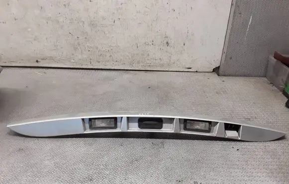 Renault Scenic III - Grand scenic III Trunk door license plate light bar 