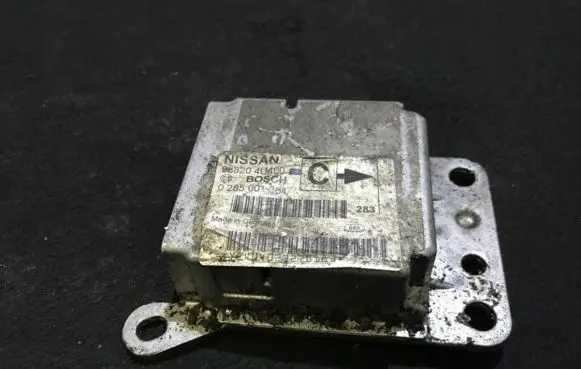 Nissan Almera Tino Airbag control unit/module 988204U400 0285001361
