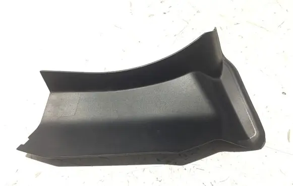 Under headlight/headlamp trim