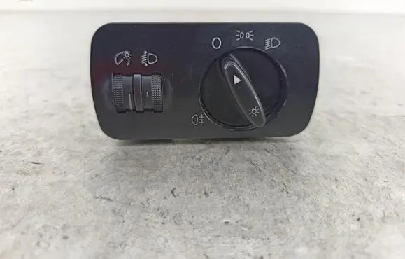 Seat Leon (1M) Light switch 1M1941531D