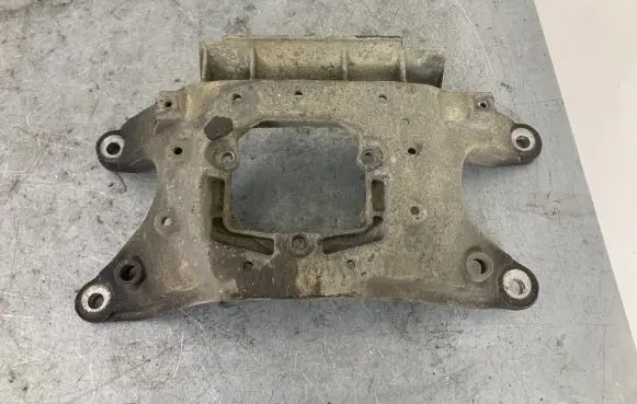 Audi A4 S4 B8 8K Gearbox mounting bracket 8K0399263K