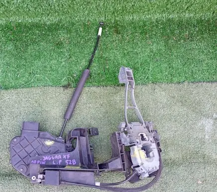 Jaguar XF X250 Front door lock 8X23203A29EG 962026106 100914
