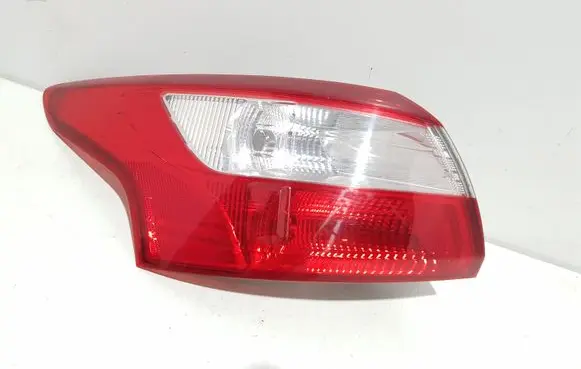 Ford Focus Rear/tail lights BM5113405CE