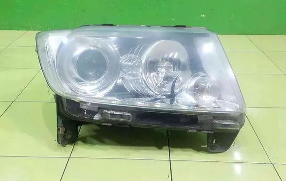 Jeep Compass Headlight/headlamp 05182550AC