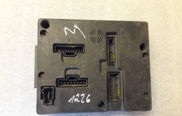 Renault Scenic I Fuse module 8200029342B