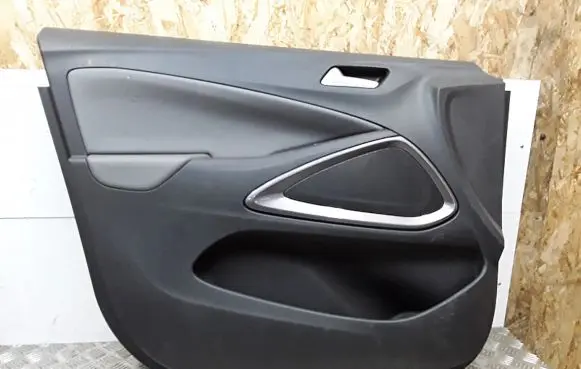 Opel Crossland X Front door card panel trim 1735479x