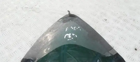 Peugeot 407 Rear vent window glass 