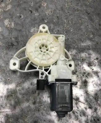 Front door window regulator motor