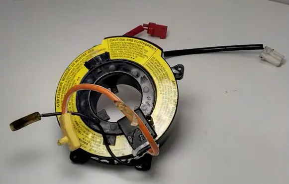 Mitsubishi Carisma Airbag slip ring squib (SRS ring) 3515A