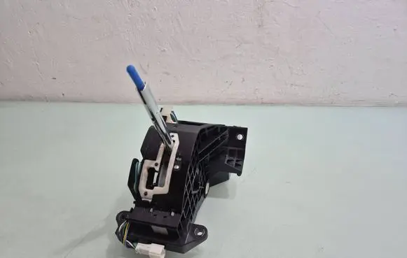 Nissan Murano Z52 Gear shifter/selector 