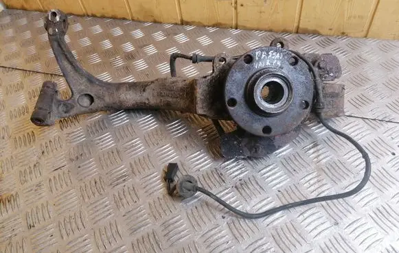 Volkswagen PASSAT B5 Front wheel bearing hub 