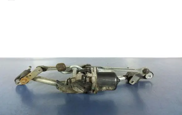 Renault Clio III Front wiper linkage and motor 8200268931