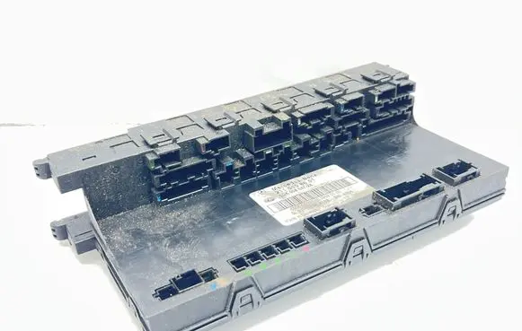 Mercedes-Benz E W211 Comfort/convenience module 2115458601 5DK00804728