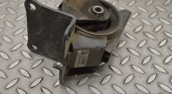 SsangYong Korando Engine mount bracket 6782462