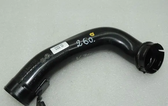 Volvo V50 Air intake hose/pipe 30741235