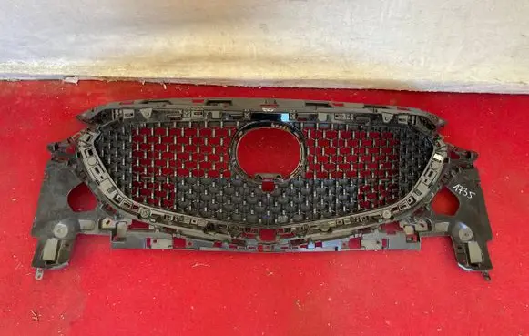 Mazda 6 Front grill GSH7-50712