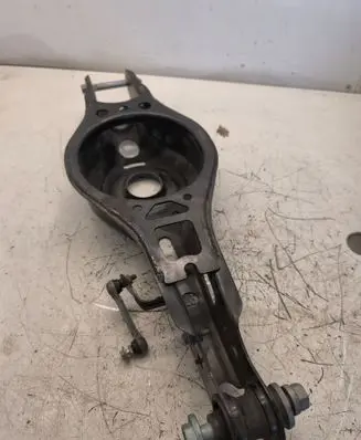 Toyota C-HR II Rear upper control arm/wishbone 3X04A