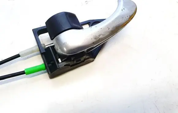 Toyota RAV 4 (XA30) Rear door interior handle