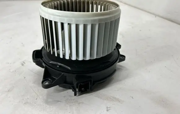 Maserati Ghibli Heater fan/blower MR1163500080 KFB1512VX00C4B