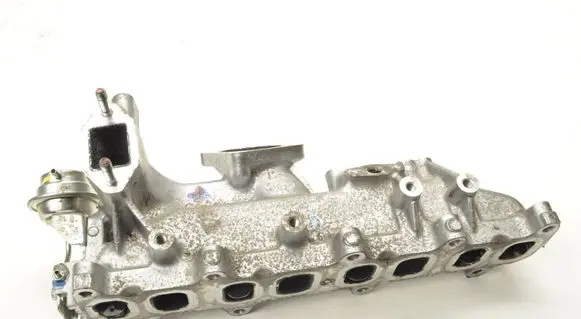 Isuzu D-Max Intake manifold