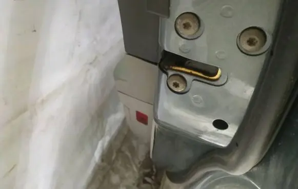 Chrysler 300 - 300C Rear door lock
