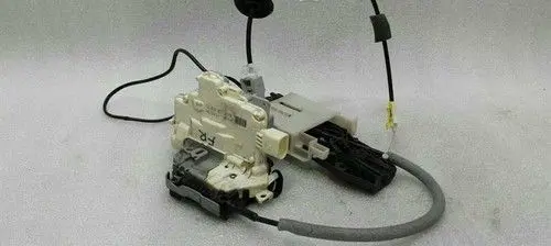 Porsche Cayenne (92A) Front door lock 8J1837016B