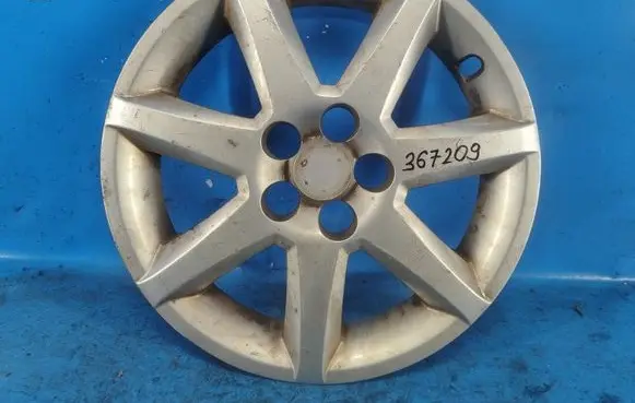 Toyota Prius (XW20) Wheel nut cap/cover 4260247040