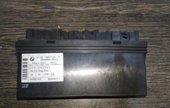 BMW 5 E60 E61 Comfort/convenience module 6957140 5WK49111