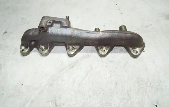 Hyundai Santa Fe Exhaust manifold