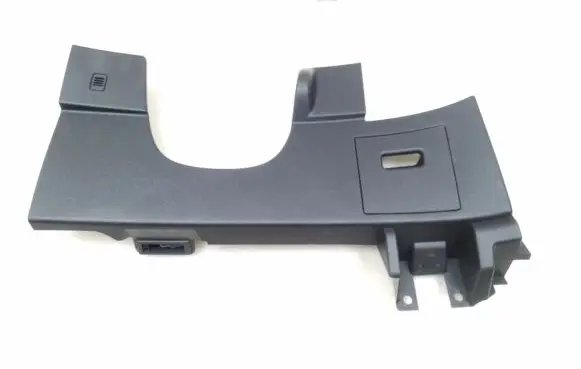 Nissan Qashqai Panel trim 68106D000
